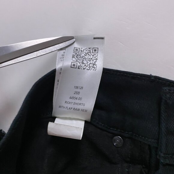 NWT True Religion Ricky Relaxed Straight Jean Shorts Men's 31 Measures 34 Black - Picture 10 of 15